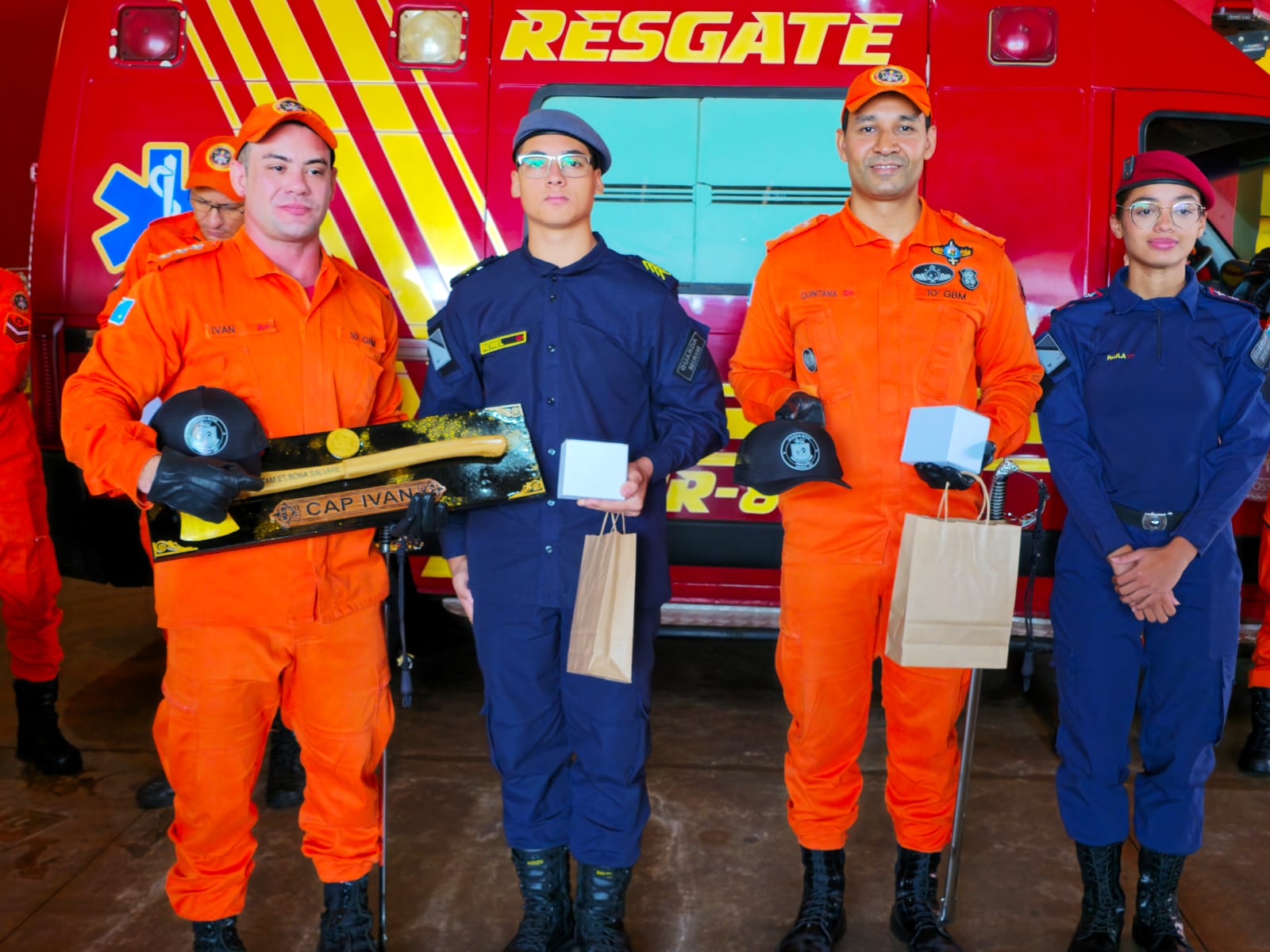 Corpo de Bombeiros de Naviraí realiza troca de comando em cerimônia oficial